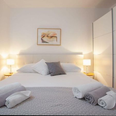 Boutique Waterfront Apartments Podgora Kültér fotó